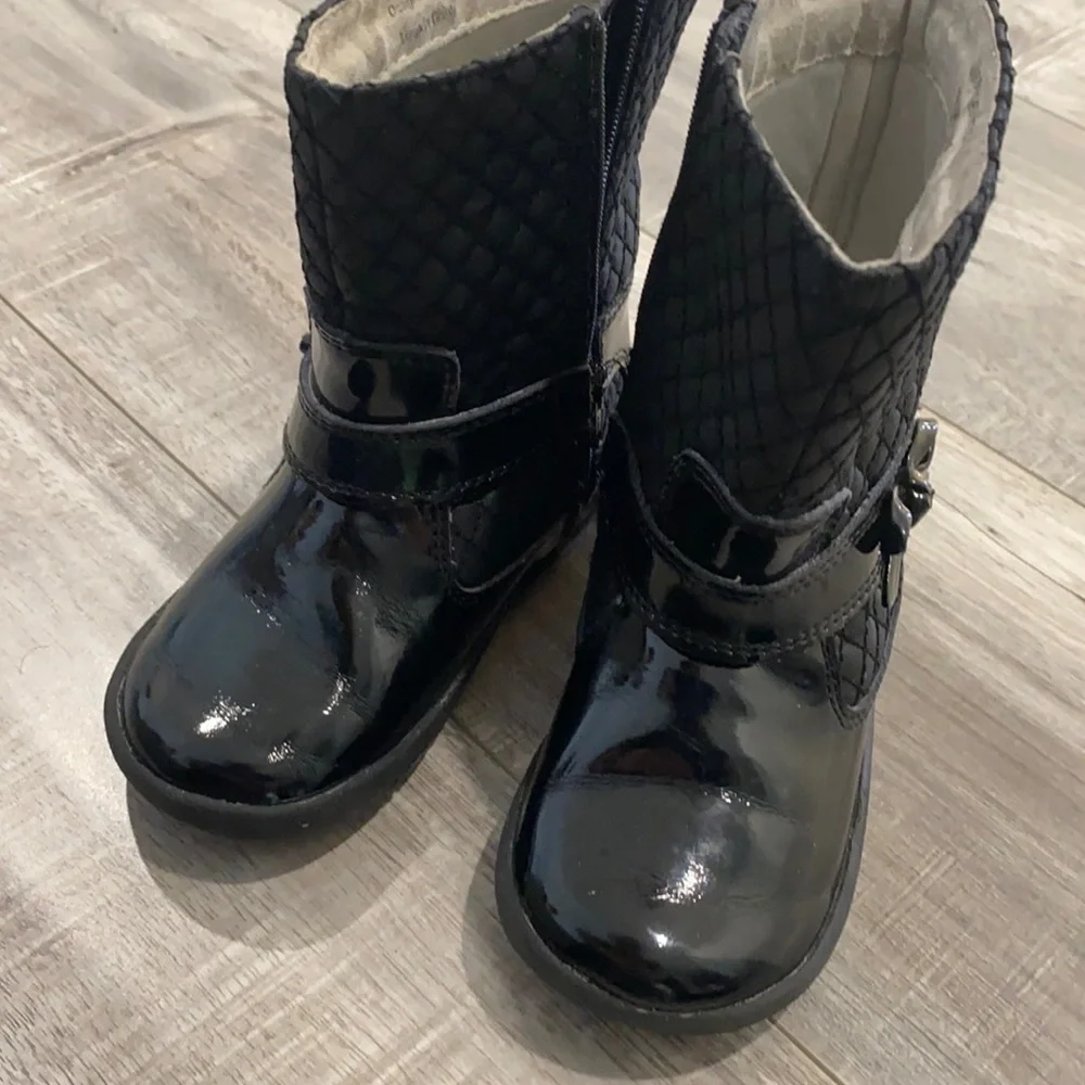 BLACK girls boots. Size 23